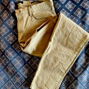 Woman’s jeans size 8 Long